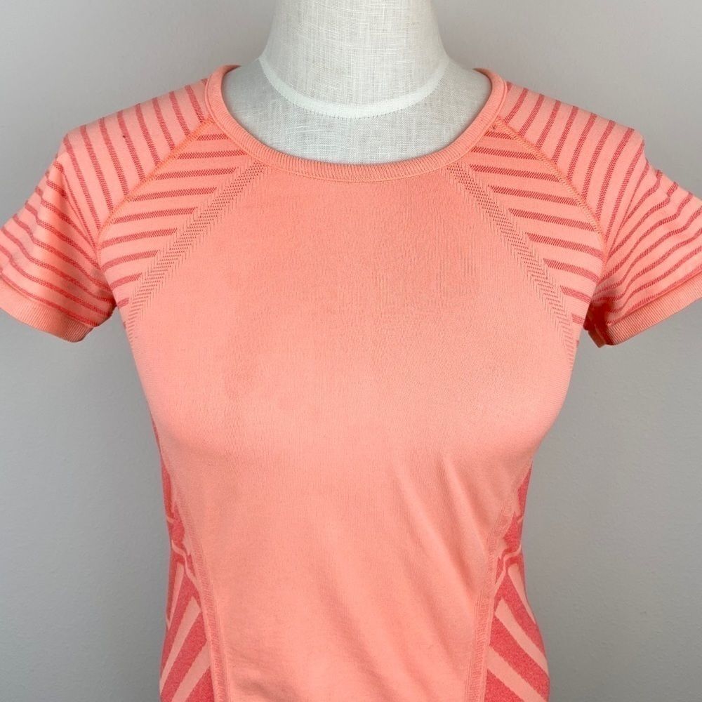 Athleta Fast Track Striped Workout Top - Picture 3 of 6